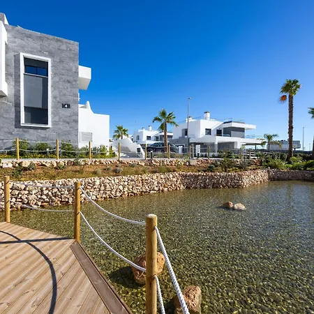Lagoons - Moderno Con Deporte Y Bienestar Torrevieja